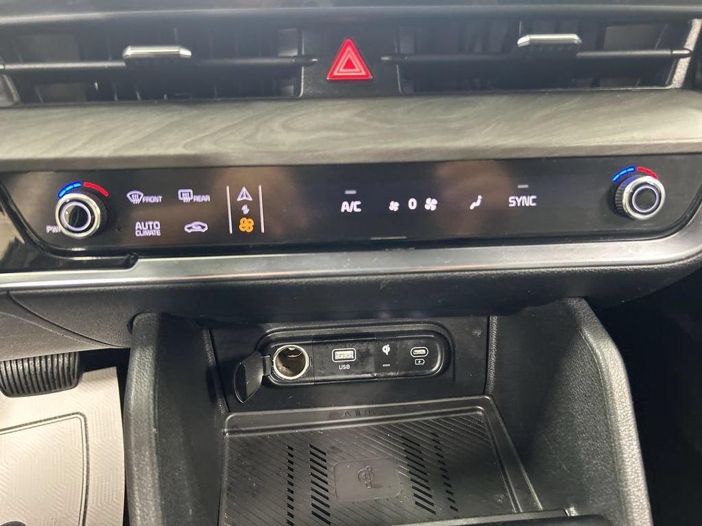 Certified 2023 Kia Sportage X-Line w/ X-Line Premium Package AWD/4WD image 17