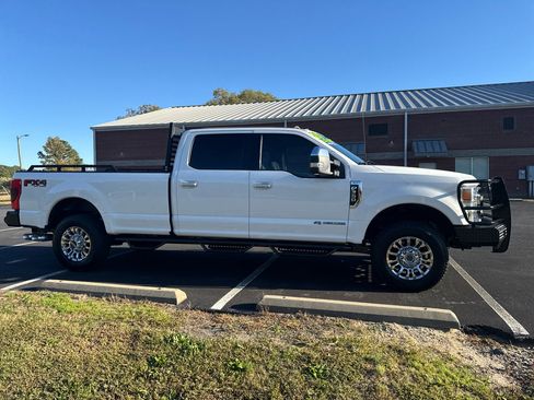 Used 2020 Ford F350 XLT w/ XLT Premium Package image 2