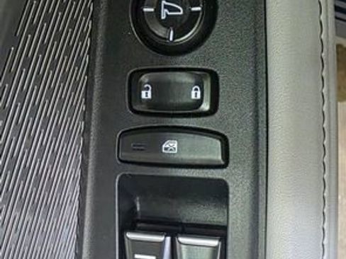 Used 2023 Acura MDX SH-AWD w/ Advance Package image 13