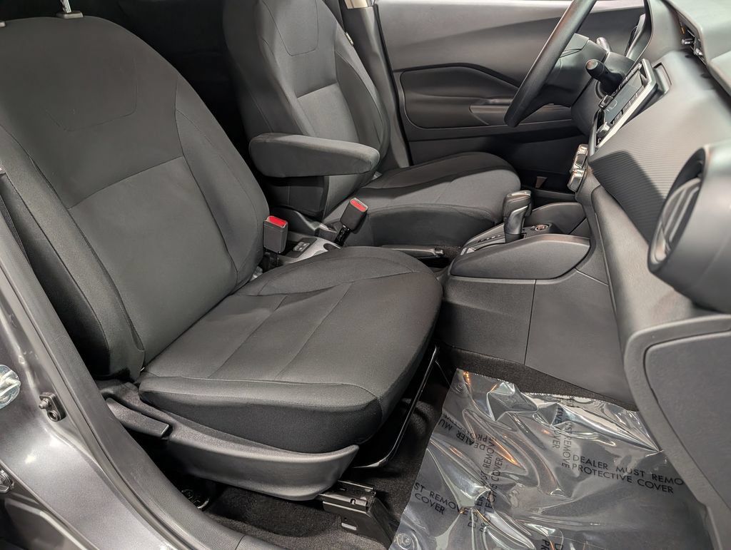 Used 2024 Nissan Kicks S FWD image 29