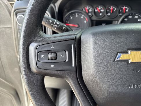 Used 2021 Chevrolet Silverado 2500 Custom w/ Custom Value Package AWD/4WD image 21