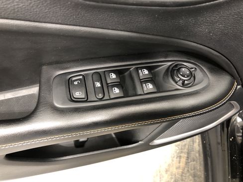 Certified 2021 Jeep Compass Latitude w/ Convenience Group image 17