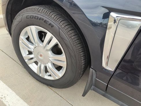 Used 2015 Cadillac SRX Luxury w/ Driver Awareness Package FWD image 5