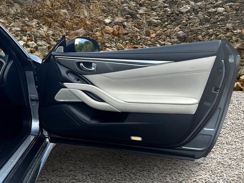 Used 2017 INFINITI Q60 w/ Premium Plus Package 3.0T image 23