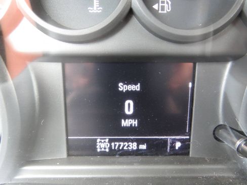 Used 2020 Chevrolet Silverado 2500 Custom w/ Gooseneck/5TH Wheel Package AWD/4WD image 19