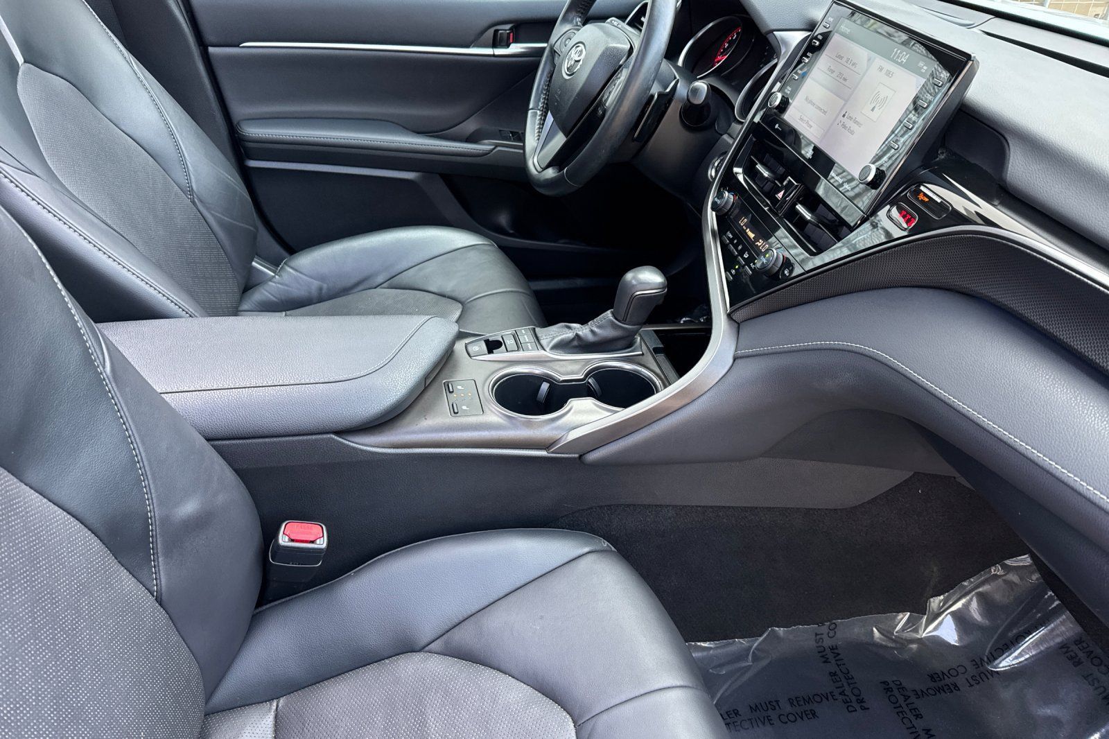 Used 2023 Toyota Camry XSE FWD image 21