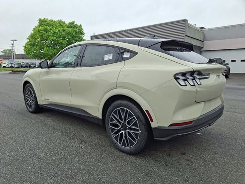 New 2025 Ford Mustang Mach-E Premium image 5