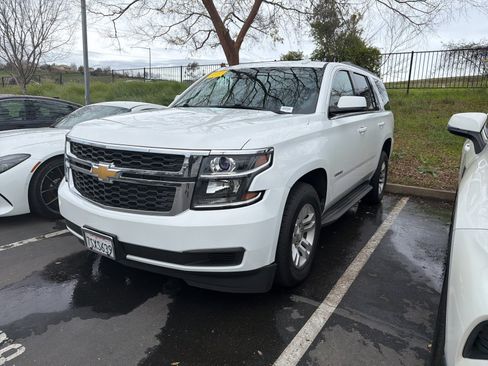 Used 2016 Chevrolet Tahoe LT image 1