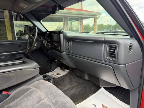 Used 2002 Chevrolet Silverado 2500 LS w/ Electrical Convenience Pkg AWD/4WD image 21