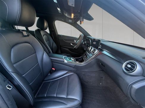 Used 2021 Mercedes-Benz C 300 4MATIC Sedan w/ Premium Package image 17