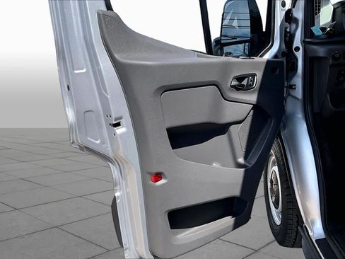 Used 2025 Ford Transit 350 XL RWD image 20