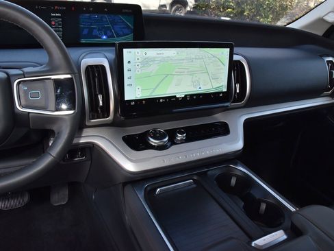 Certified 2025 Ford Expedition Max Active image 27