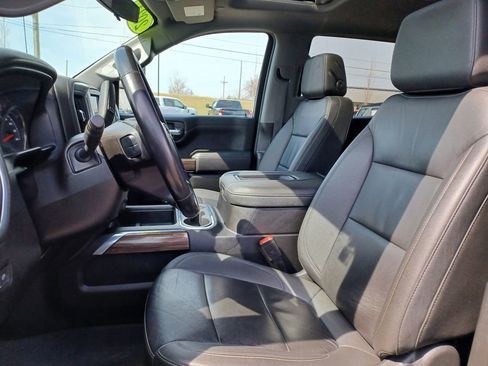 Used 2021 Chevrolet Silverado 1500 LT Trail Boss w/ Convenience Package II AWD/4WD image 12