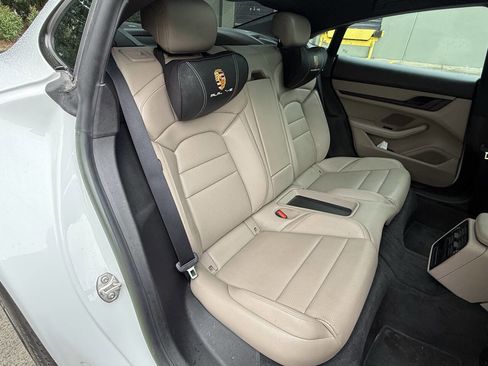 Used 2022 Porsche Taycan RWD image 24
