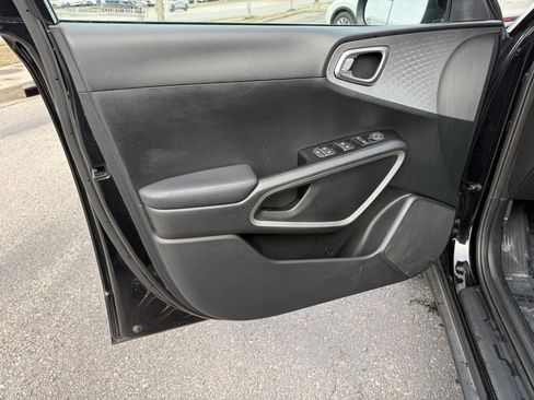 Used 2024 Kia Soul LX w/ Option Group 015 image 15