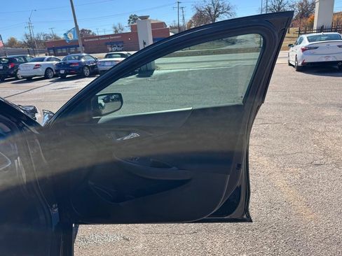 Used 2019 Chevrolet Malibu LS FWD image 14