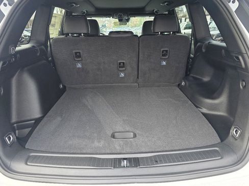 New 2025 Jeep Grand Cherokee Limited image 4