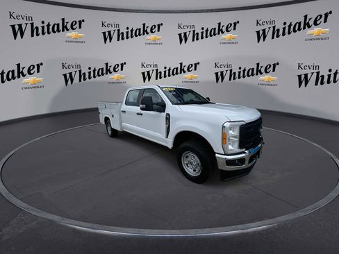 Used 2023 Ford F250 XL w/ XL Chrome Package image 2