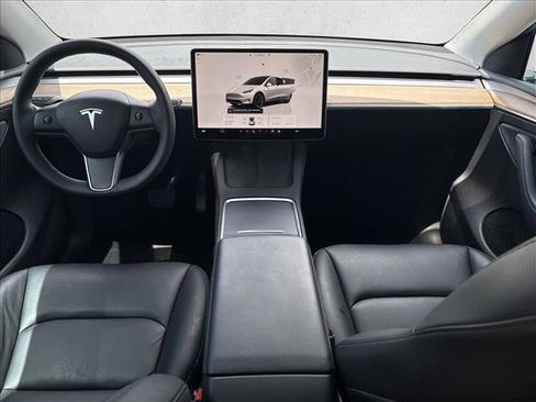 Used 2023 Tesla Model Y Long Range AWD/4WD image 19