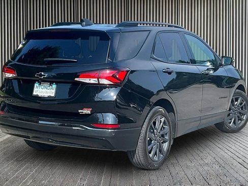 Used 2022 Chevrolet Equinox RS w/ Infotainment Package FWD image 15