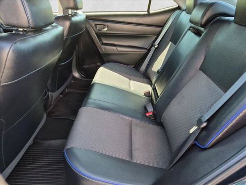 Certified 2019 Toyota Corolla SE FWD image 18