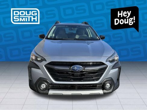 Used 2023 Subaru Outback Limited image 6