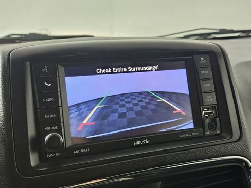 Used 2019 Dodge Grand Caravan SXT image 27