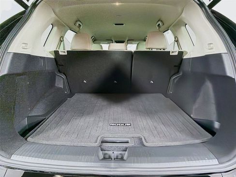 Used 2026 Nissan Rogue SL image 25