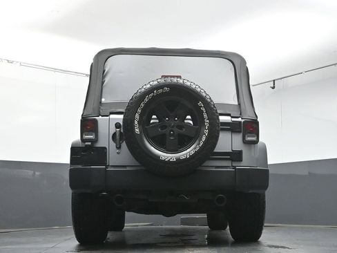 Used 2016 Jeep Wrangler Sport w/ Quick Order Package 24S AWD/4WD image 29