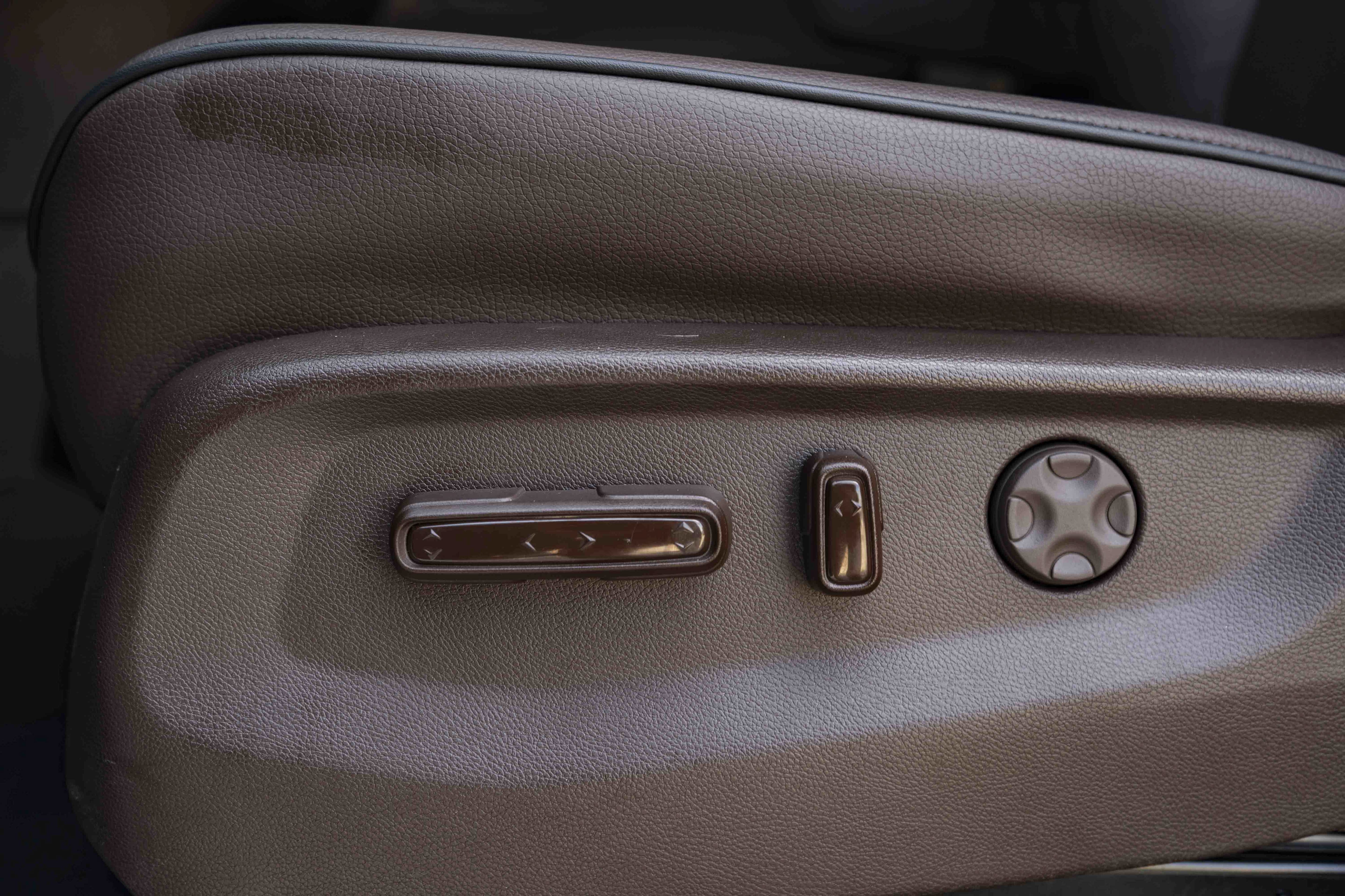 Certified 2025 Honda Odyssey Touring image 38