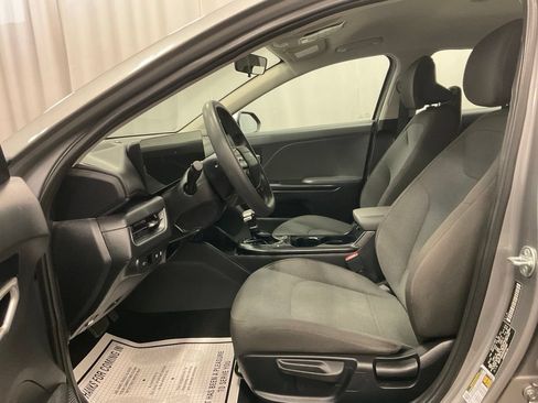 Used 2025 Kia K4 FWD image 5