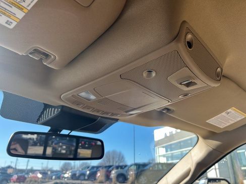 Certified 2019 Ford F150 Lariat w/ Equipment Group 502A Luxury image 17