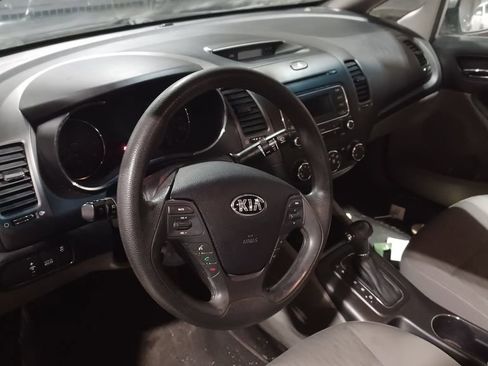 Used 2015 Kia Forte LX w/ Protection Package image 4