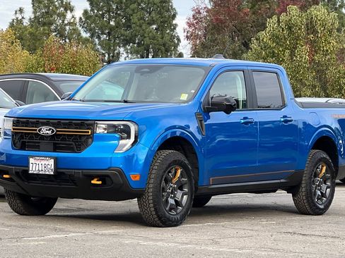 Used 2025 Ford Maverick Tremor image 8