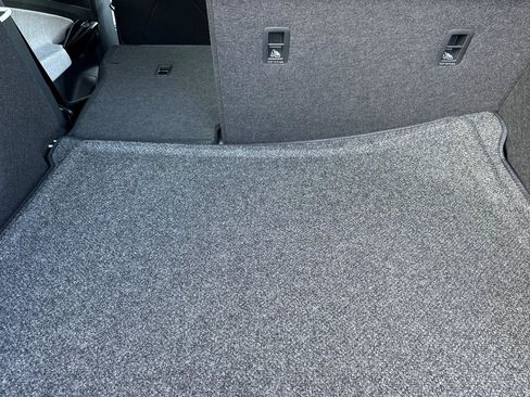 New 2026 Volkswagen ID.4 Pro image 14