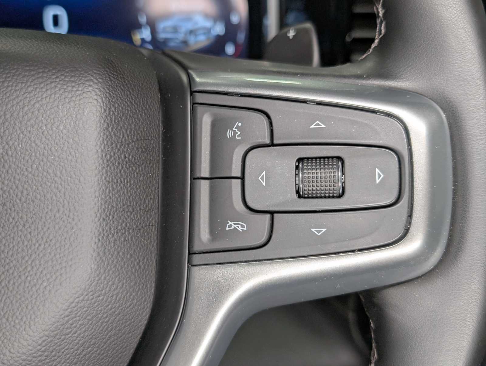 Used 2025 Chevrolet Silverado 1500 RST w/ Convenience Package II AWD/4WD image 36
