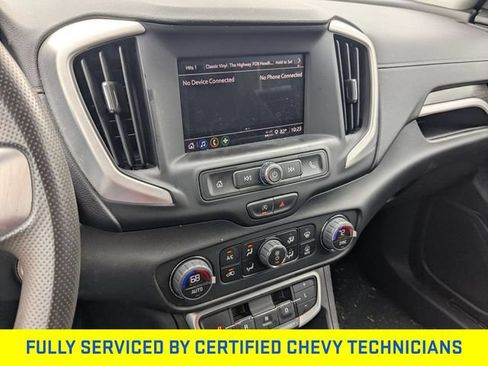 Certified 2024 GMC Terrain SLE w/ Driver Convenience Package FWD image 23