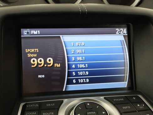 Used 2009 Nissan 370Z Touring image 25