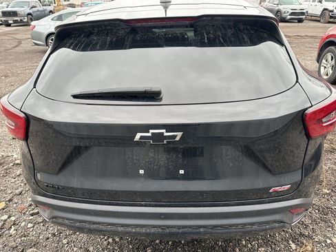 Used 2024 Chevrolet Trax RS w/ Driver Confidence Package image 3