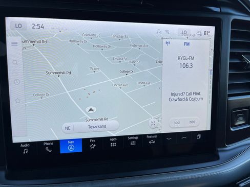 New 2025 Ford F150 Lariat w/ Equipment Group 501A Mid image 10