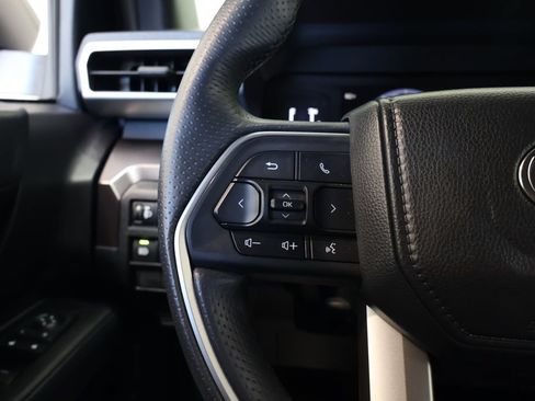 Used 2026 Toyota 4Runner SR5 AWD/4WD image 29