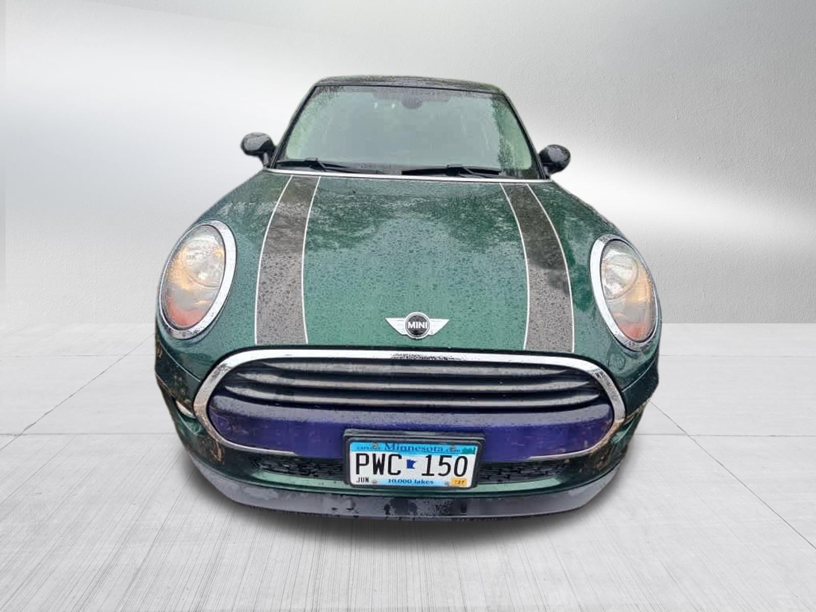 Used 2016 MINI Cooper 4-Door Hardtop FWD image 2