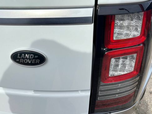 Used 2016 Land Rover Range Rover HSE AWD/4WD image 32