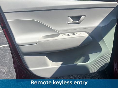 Used 2024 Hyundai Kona SEL AWD/4WD image 14