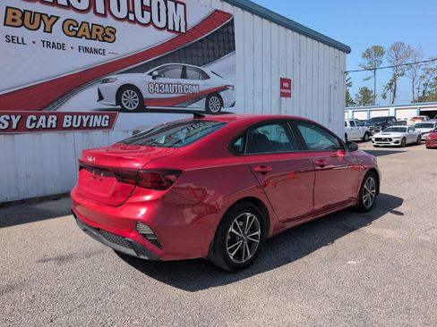 Used 2024 Kia Forte LXS w/ LXS Technology Package FWD image 8