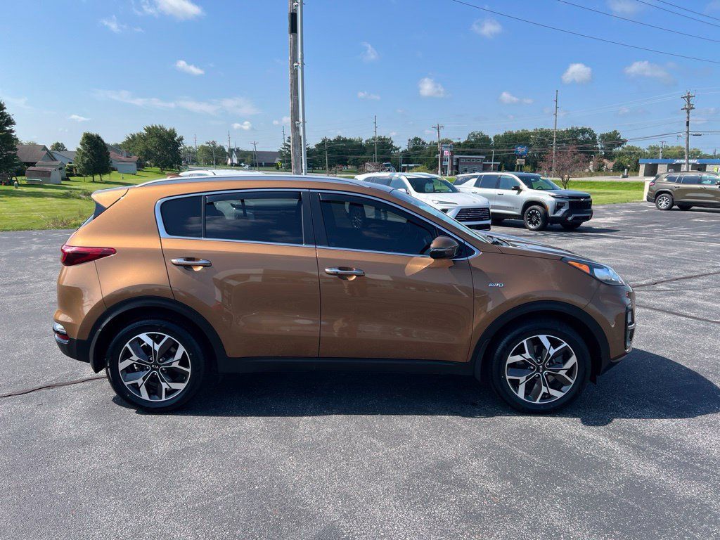 Used 2020 Kia Sportage EX AWD/4WD image 32