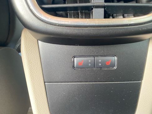 Used 2019 Lincoln Nautilus Reserve AWD/4WD image 16