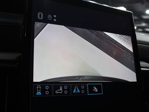 Used 2025 GMC Yukon Denali Ultimate w/ LPO, Floor Liner Package AWD/4WD image 73