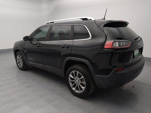 Used 2019 Jeep Cherokee Latitude Plus image 3