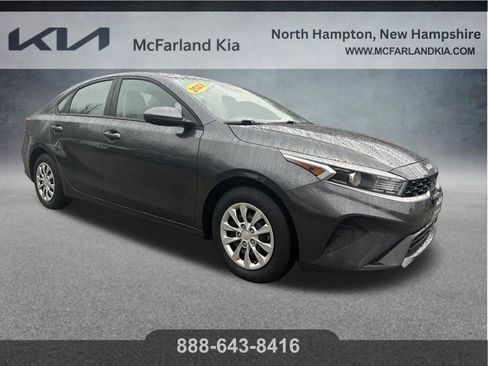 Used 2023 Kia Forte LX image 8